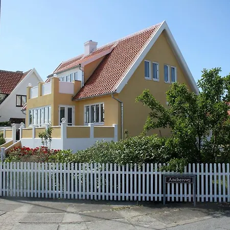 Ostre Strandvej 49